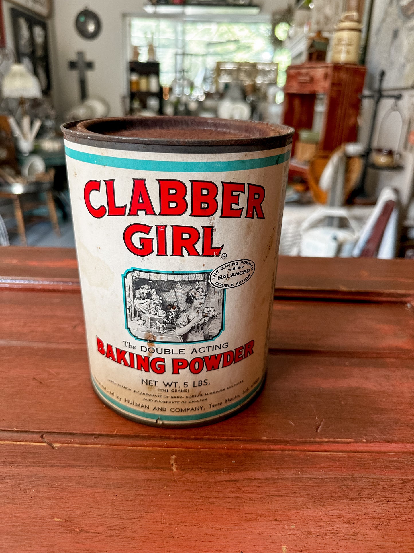 Vintage Clabber Girl Tin w/lid - Larger 5pound Size