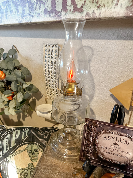 Vintage Oil Lamp, turned into an electric powered lamp