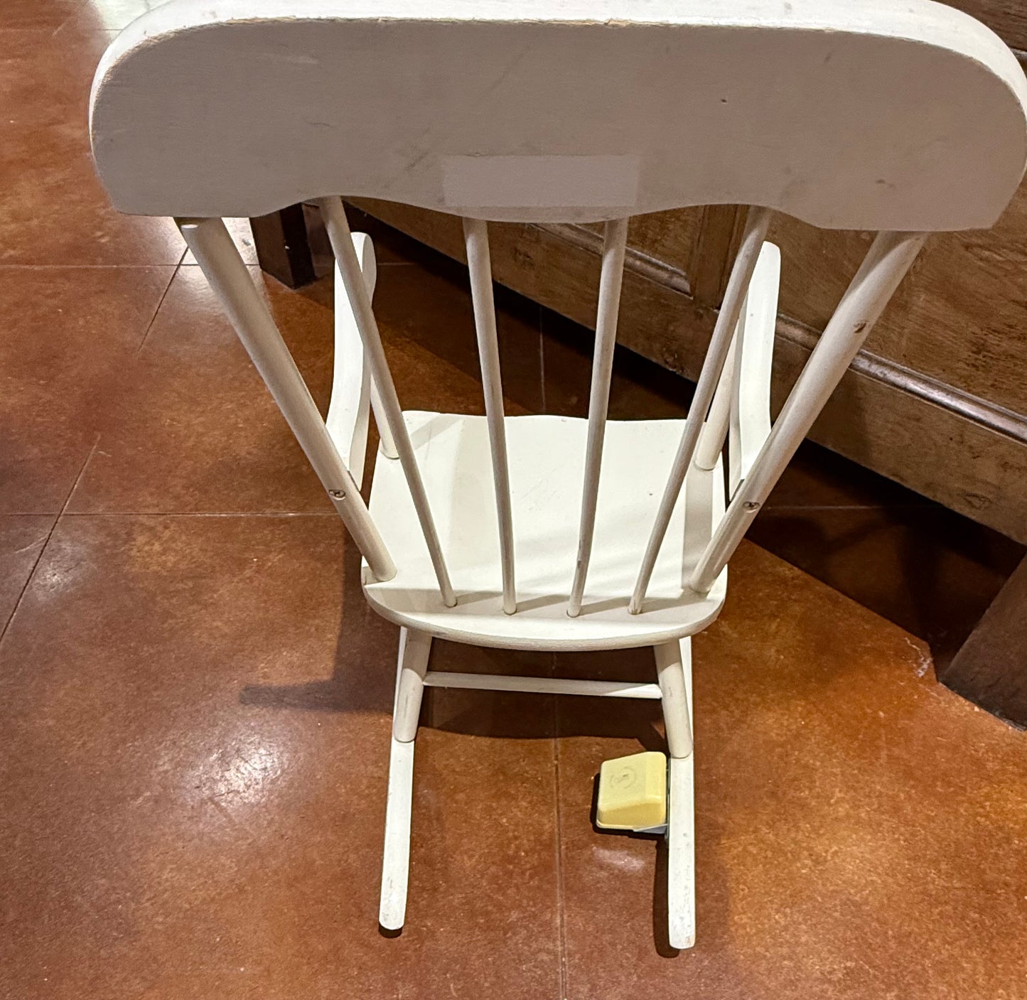 Sweet Vintage children’s rocking chair