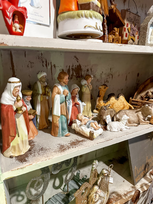 Beautiful Vintage Homco Nativity Complete Set