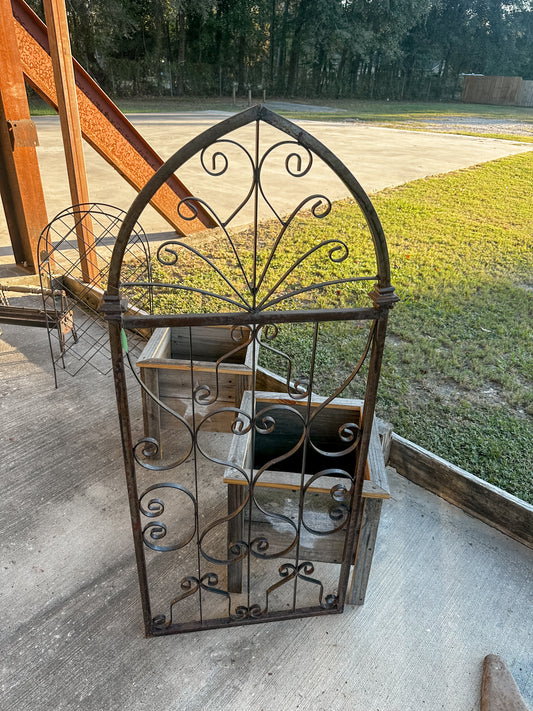 Large Metal Arches (priced individually)