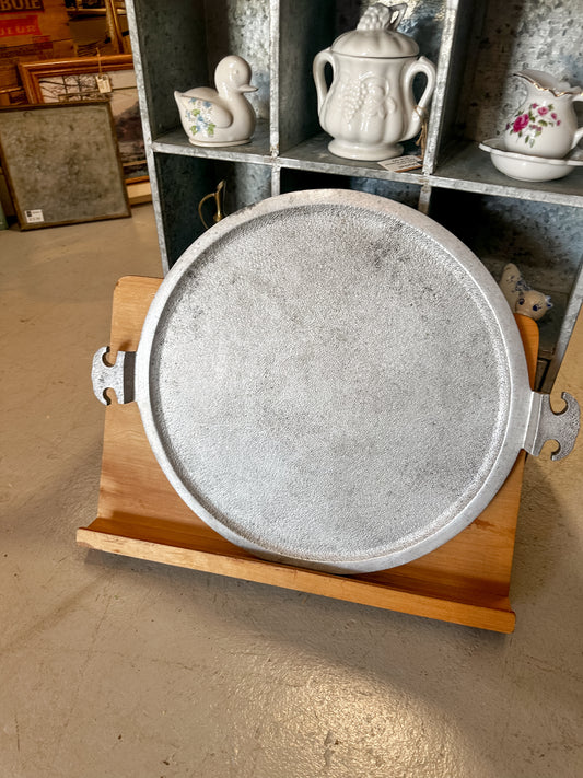 Vintage Guardian Service Ware Large Hammered Aluminum Tray