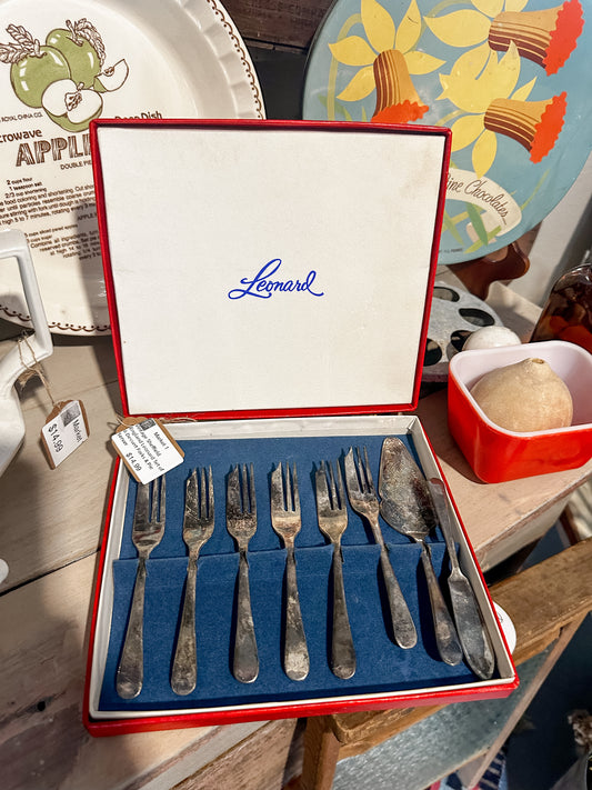 Leonard Sheffield England Silver Plate Dessert Fork Pie Server Boxed Set 6, Vintage Small Pie Forks